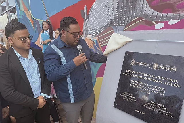 Re-inauguración del Centro Cultural Guillermo Anderson