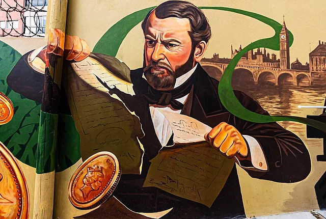 El fragmento del mural muestra a un hombre rompiendo documentos legales. Atrás es traspasado por una hilo verde